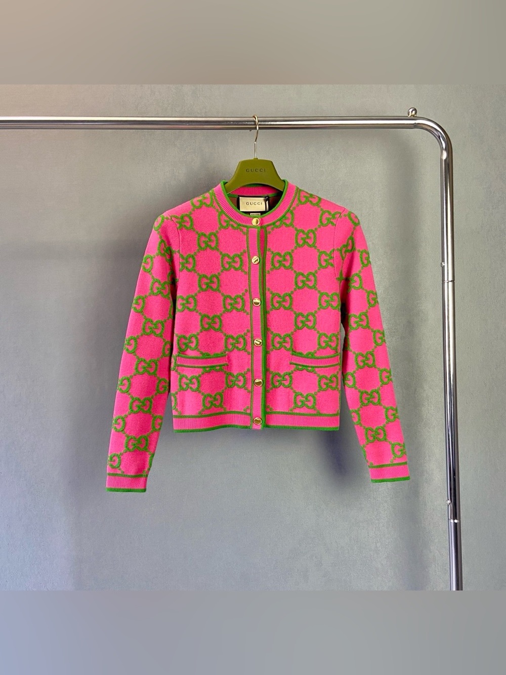 Gucci GG Monogram Pink‑Green Cropped Knit Cardigan Gold Buttons